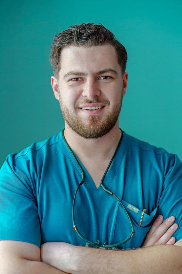Dr. Ditjon Bytyqi